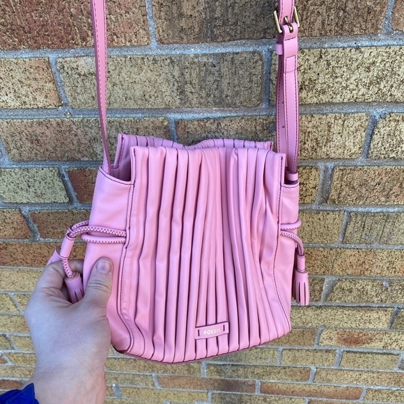 Fossil Rayna Drawstring Crossbody Bag Pink Tassel Bag - Picture 7 of 13